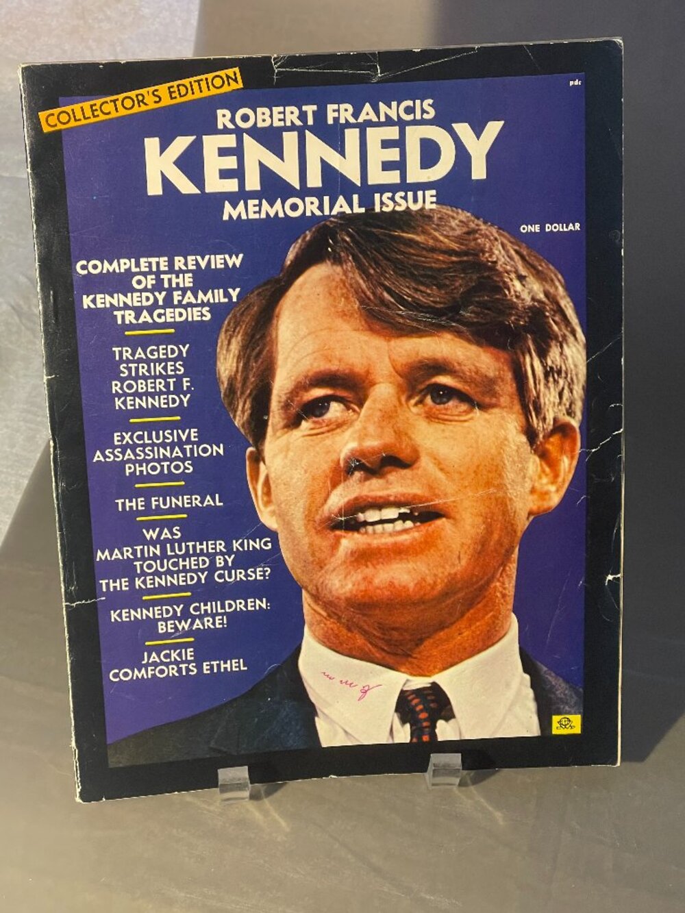 Robert Francis Kennedy Memorial Issue Collector's Edition 1968 (1436)